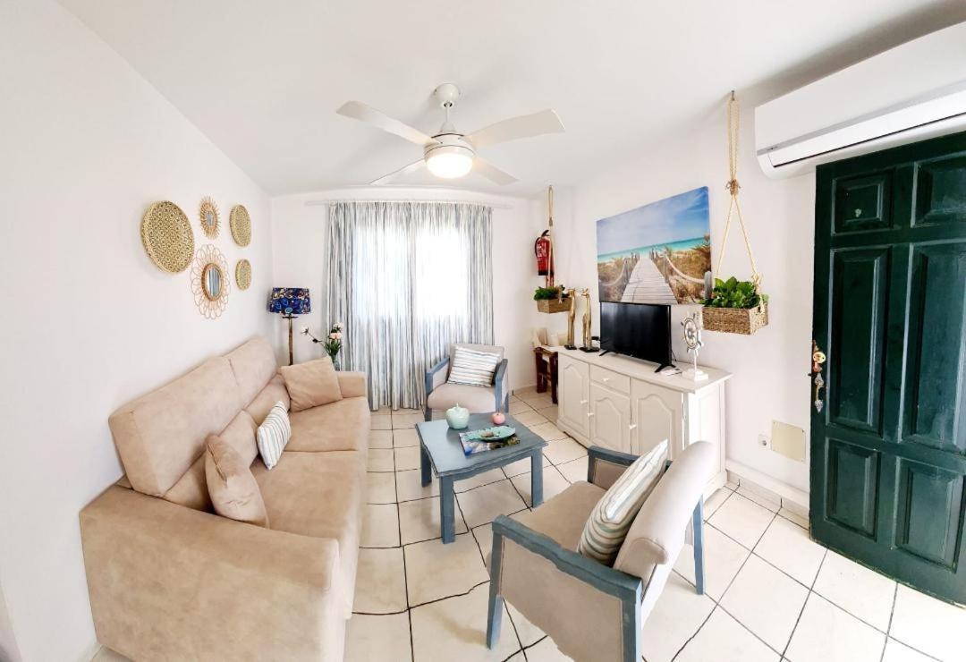 Apartamentos Delfines Кала-Бланка Экстерьер фото