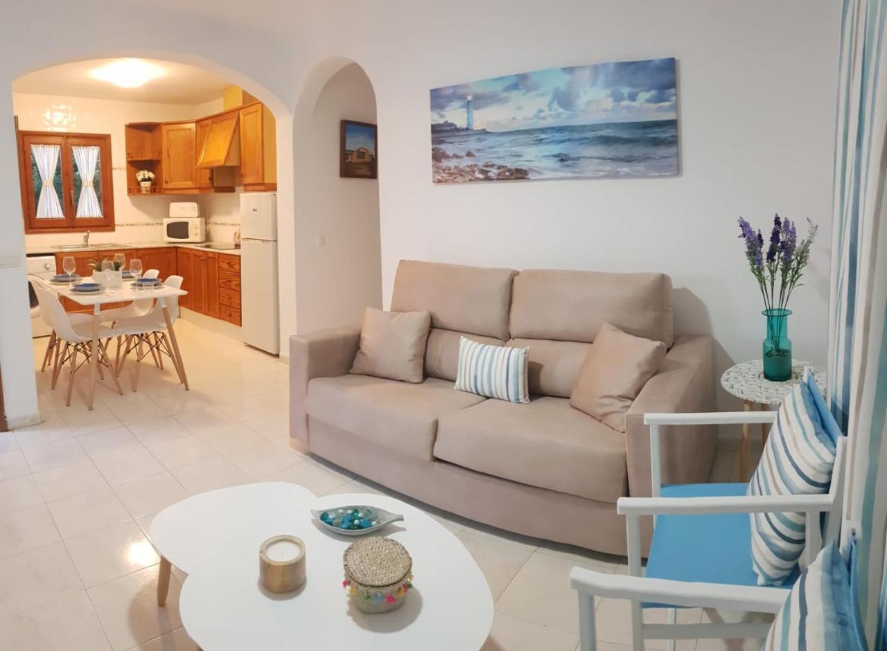 Apartamentos Delfines Кала-Бланка Экстерьер фото