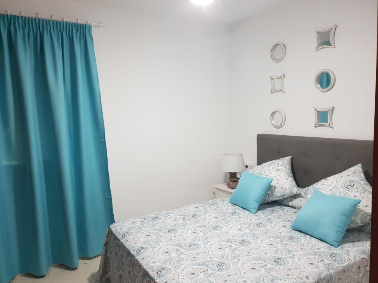 Apartamentos Delfines Кала-Бланка Экстерьер фото